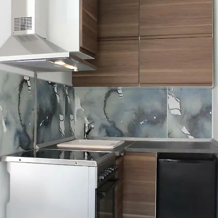 Parello Apartment Split